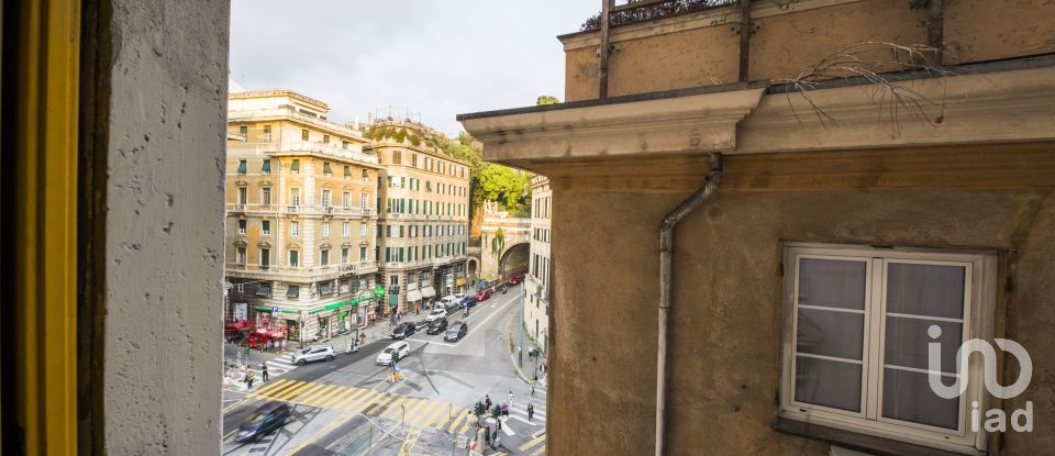 Three-room apartment of 60 m² in Genova (16131)