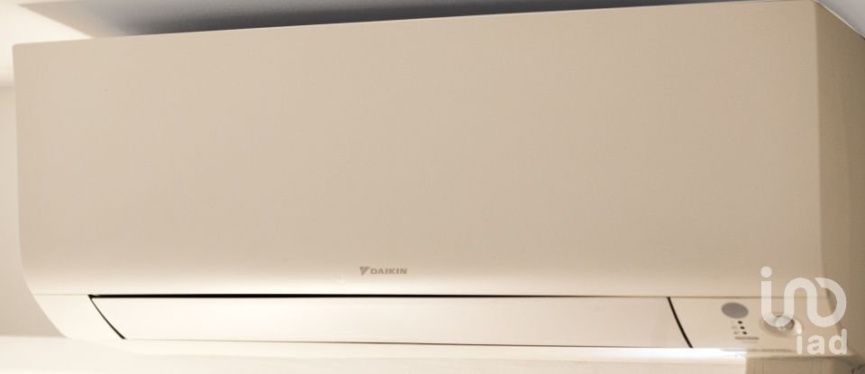 Three-room apartment of 60 m² in Genova (16131)