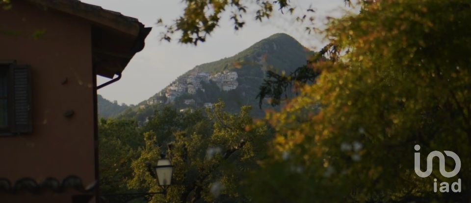 Palazzo / Stabile di 52.000 m² in Canterano (00020)