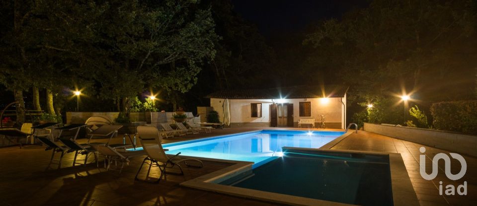 Palazzo / Stabile di 52.000 m² in Canterano (00020)