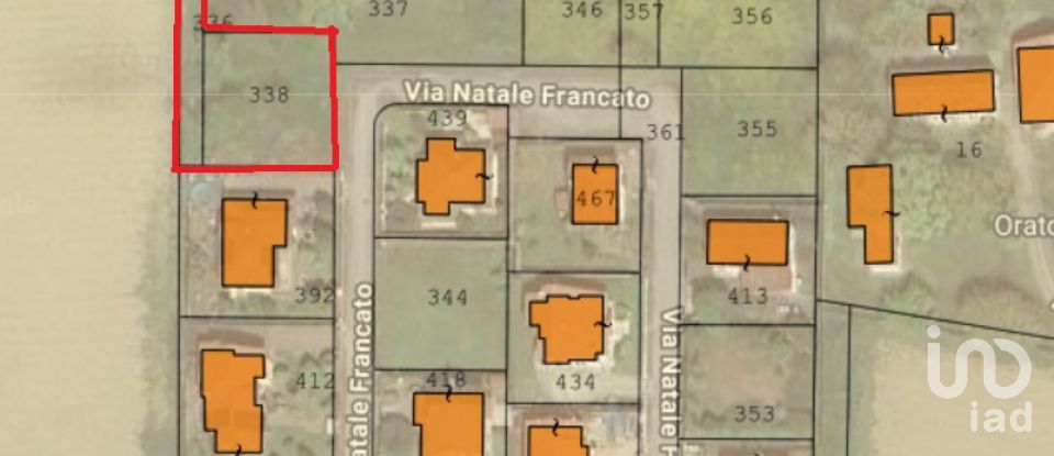 Land of 1,000 m² in Crespino (45030)