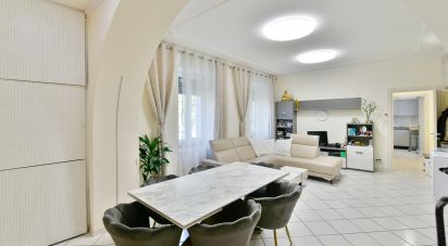 Apartment 6 rooms of 177 m² in Casnate con Bernate (22070)
