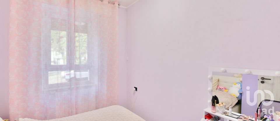 Appartamento 6 locali di 177 m² a Casnate con Bernate (22070)