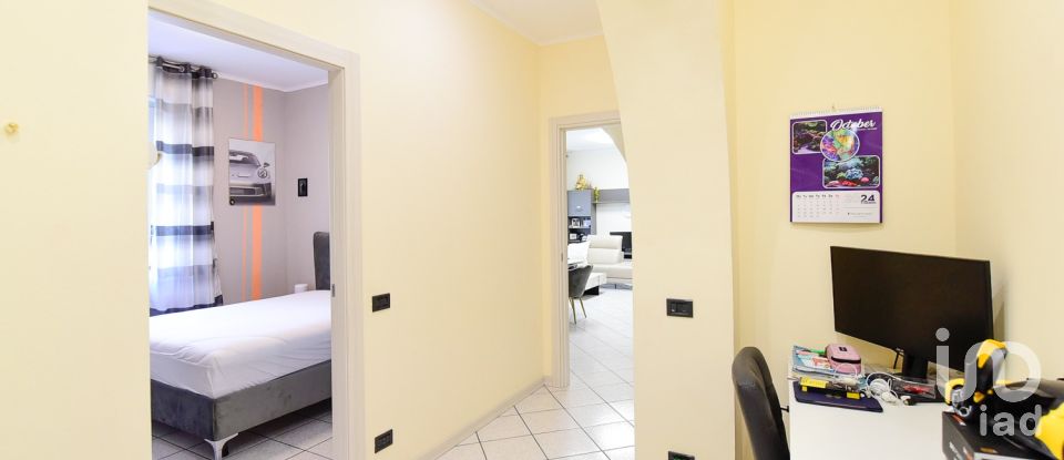 Appartamento 6 locali di 177 m² a Casnate con Bernate (22070)