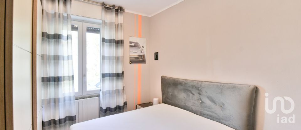 Appartamento 6 locali di 177 m² a Casnate con Bernate (22070)