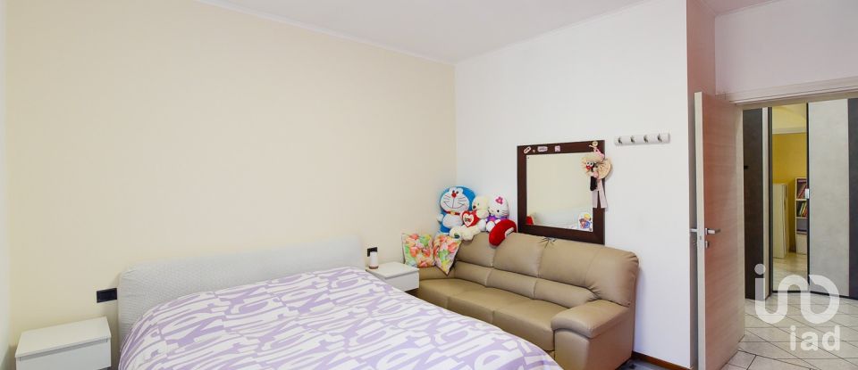 Appartamento 6 locali di 177 m² a Casnate con Bernate (22070)