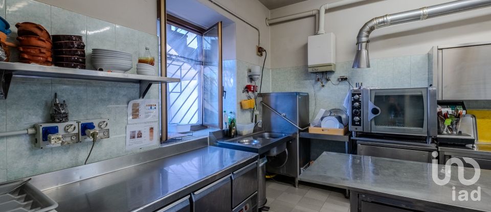 Pizzeria di 200 m² in Bassano Bresciano (25020)