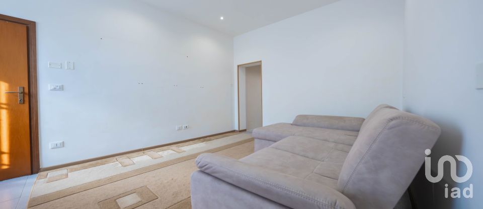 House 4 rooms of 121 m² in Argenta (44010)