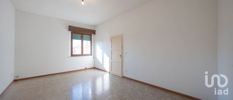 House 4 rooms of 121 m² in Argenta (44010)