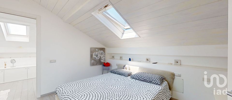 Townhouse 17 rooms of 326 m² in Pietra Ligure (17027)