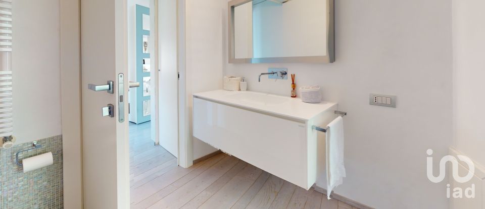 Townhouse 17 rooms of 326 m² in Pietra Ligure (17027)