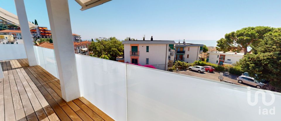 Townhouse 17 rooms of 326 m² in Pietra Ligure (17027)