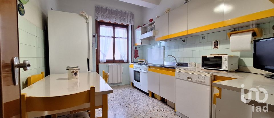 Four-room apartment of 115 m² in Angri (84012)