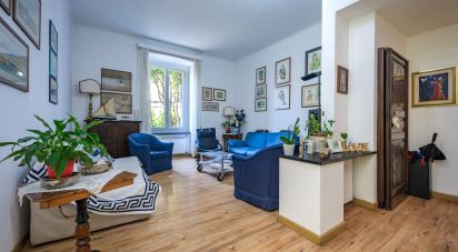 Appartamento 8 locali di 140 m² a Genova (16122)