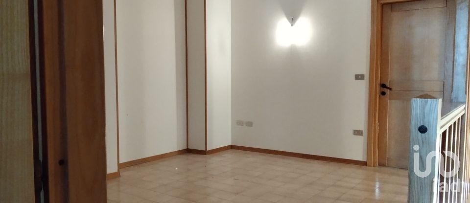 Apartment 0 rooms of 110 m² in San Costanzo (61039)