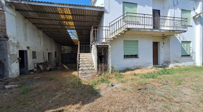 House 10 rooms of 240 m² in Crespino (45030)