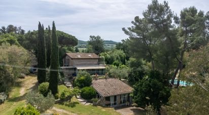 Casale 5 locali di 254 m² in Manciano (58014)