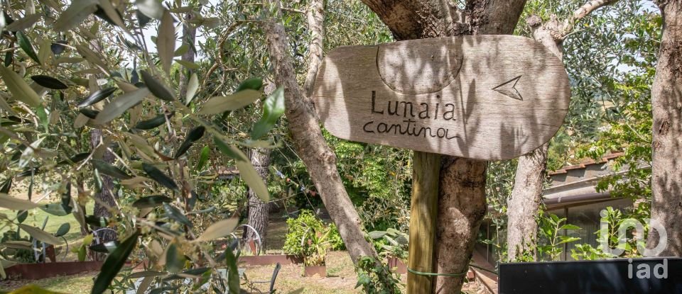 Casale 5 locali di 254 m² in Manciano (58014)