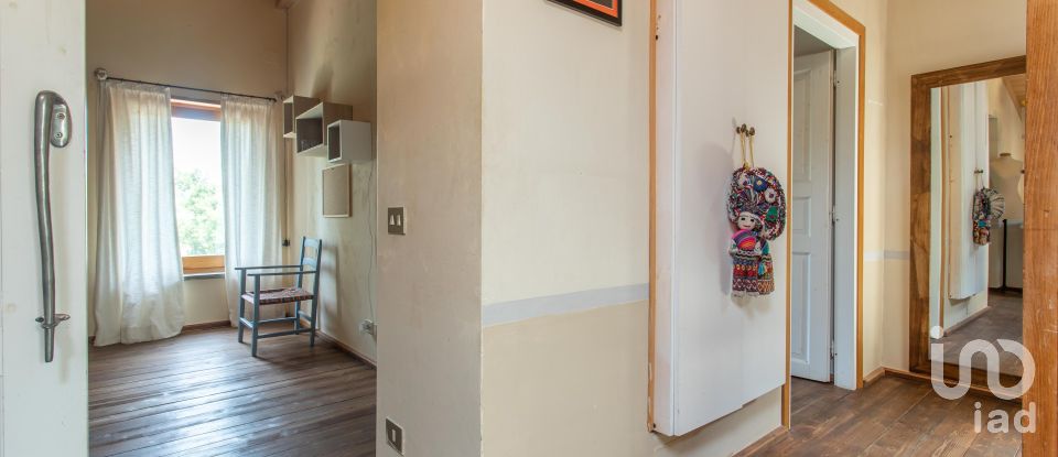 Casale 5 locali di 254 m² in Manciano (58014)