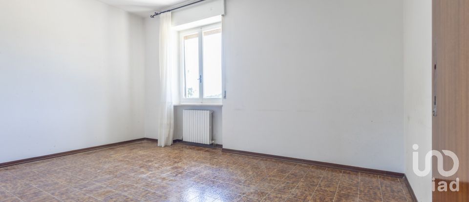 Townhouse 7 rooms of 154 m² in Offagna (60020)