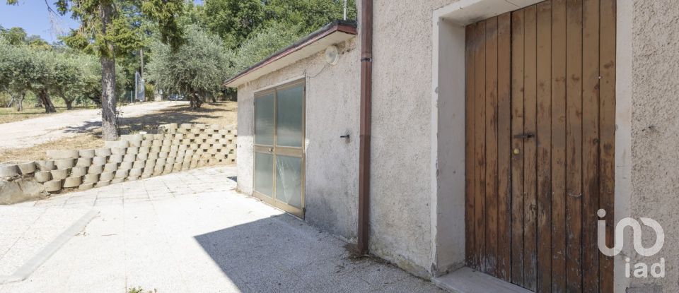 Townhouse 7 rooms of 154 m² in Offagna (60020)