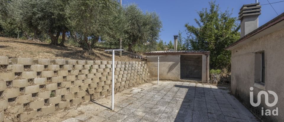 Townhouse 7 rooms of 154 m² in Offagna (60020)