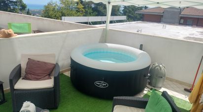 Appartamento 7 locali di 130 m² a Città Sant'Angelo (65013)