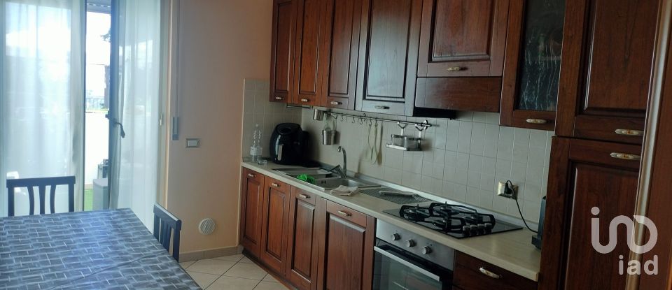 Appartamento 7 locali di 130 m² a Città Sant'Angelo (65013)