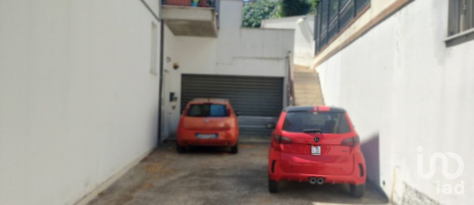 Appartamento 7 locali di 130 m² a Città Sant'Angelo (65013)