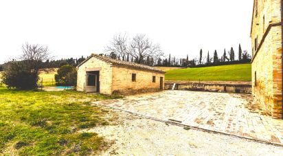 Abitazione 15 locali di 420 m² in Treia (62010)
