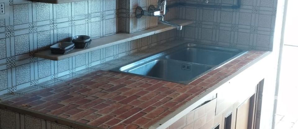 Casale 10 locali di 300 m² in Civitanova Marche (62012)