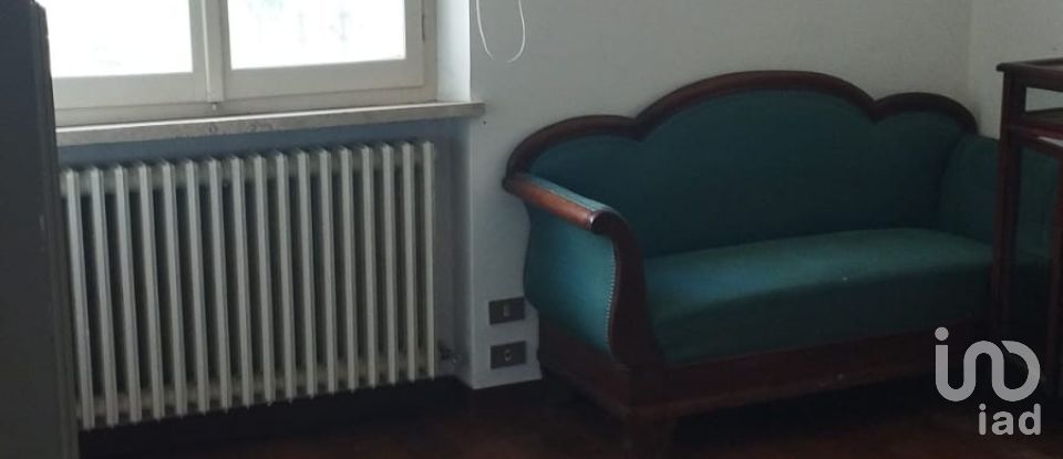 Casale 10 locali di 300 m² in Civitanova Marche (62012)