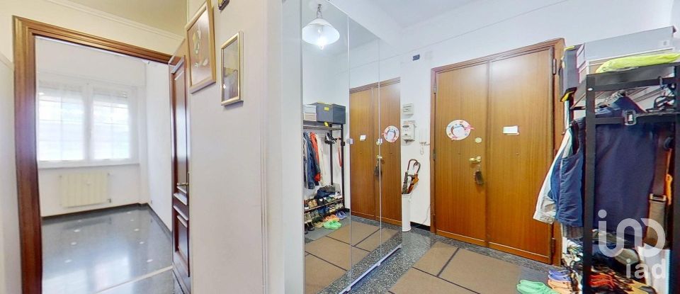 Three-room apartment of 100 m² in Genova (16157)