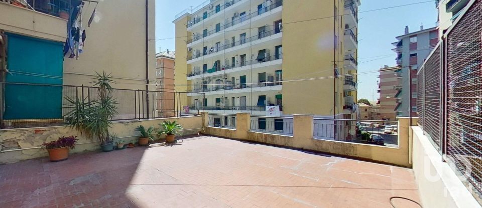 Three-room apartment of 100 m² in Genova (16157)
