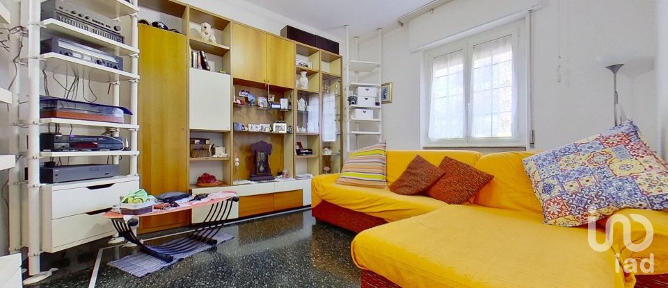 Three-room apartment of 100 m² in Genova (16157)