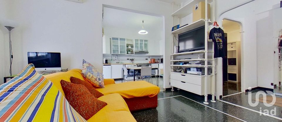 Three-room apartment of 100 m² in Genova (16157)