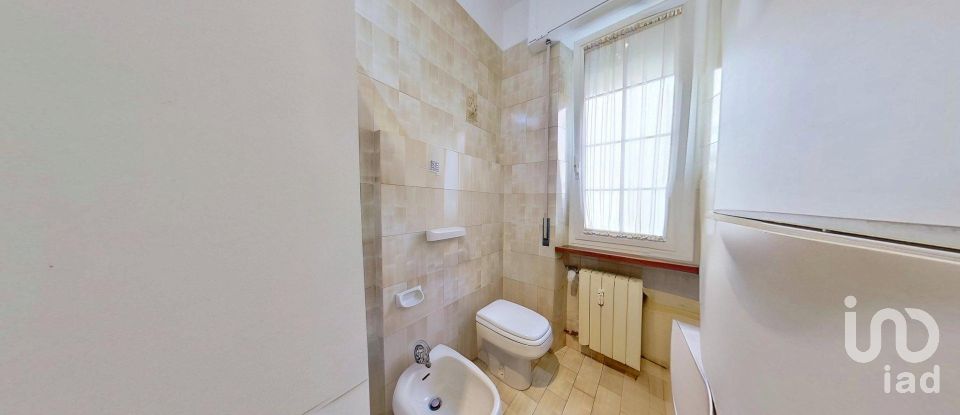 Three-room apartment of 100 m² in Genova (16157)