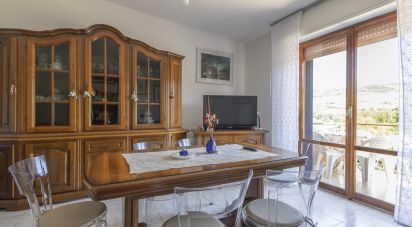 Appartamento 5 locali di 118 m² a Serra San Quirico (60048)