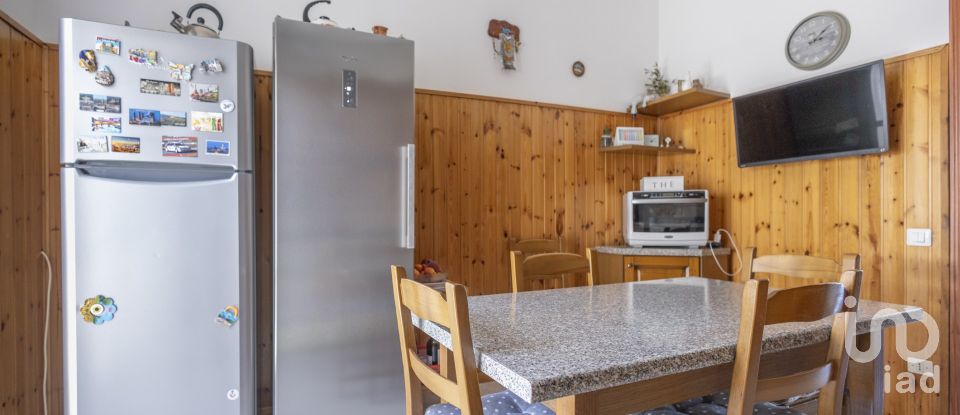 Appartamento 5 locali di 118 m² a Serra San Quirico (60048)