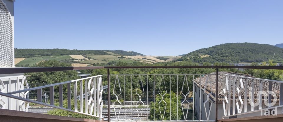 Appartamento 5 locali di 118 m² a Serra San Quirico (60048)