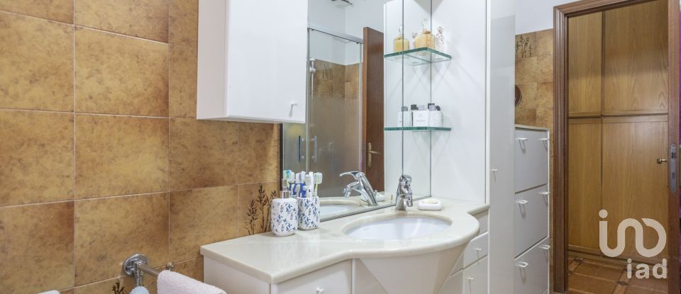 Appartamento 5 locali di 118 m² a Serra San Quirico (60048)