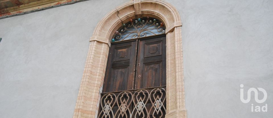 Villa storica 20 locali di 1.560 m² in Urbino (61029)