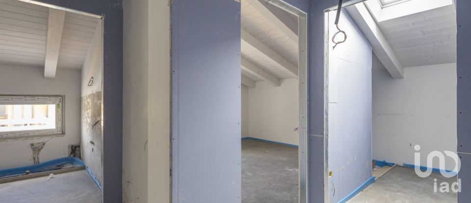 Loft 5 locali di 130 m² a Potenza Picena (62018)