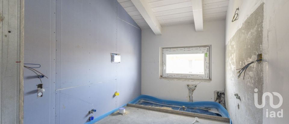 Loft 5 locali di 130 m² a Potenza Picena (62018)