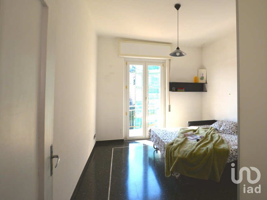 Trilocale di 80 m² a Genova (16134)