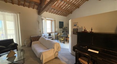 Casa indipendente / Villa 7 locali di 200 m² in Sant'Ippolito (61040)