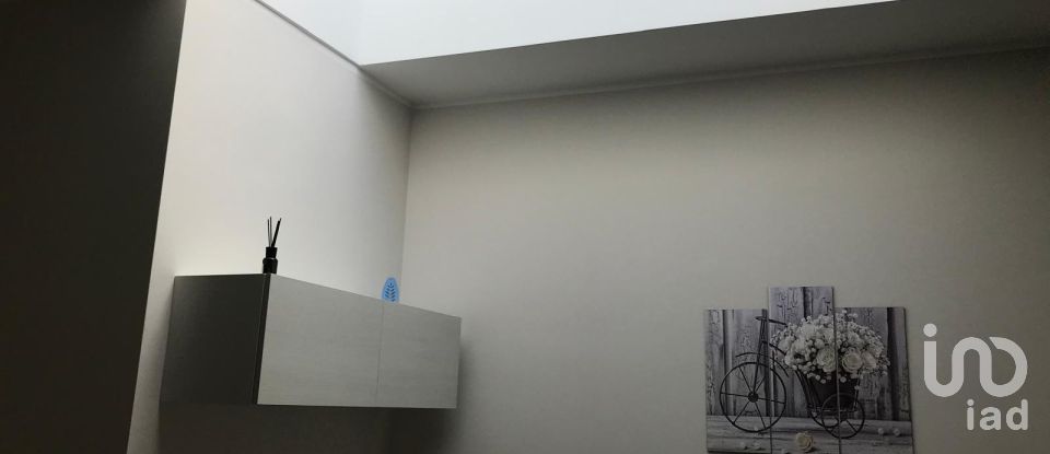 Two-room apartment of 50 m² in Torino (10141)