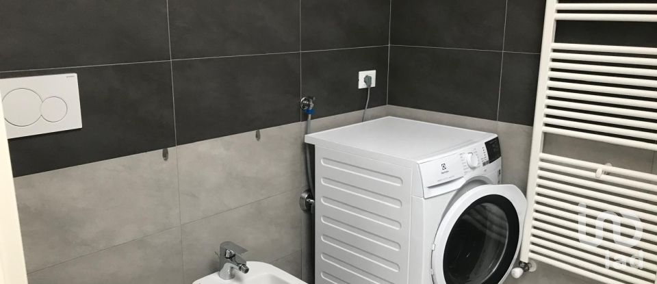 Two-room apartment of 50 m² in Torino (10141)