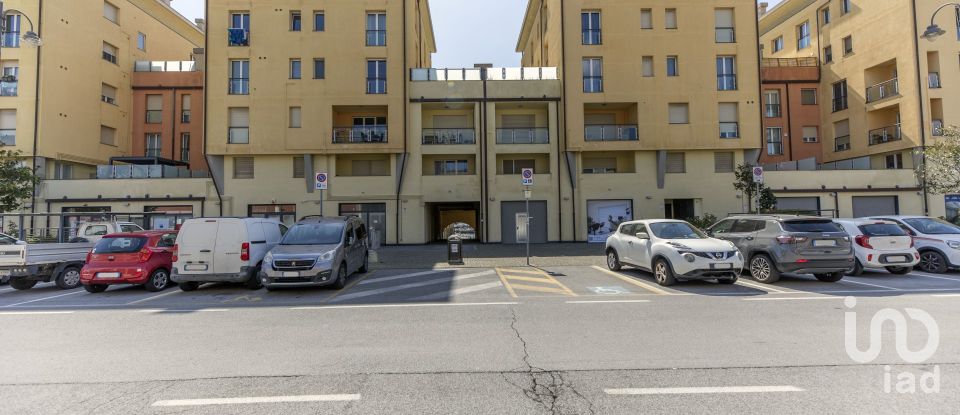 Trilocale di 60 m² a Genova (16159)