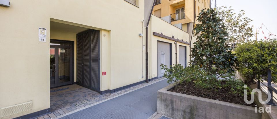 Trilocale di 60 m² a Genova (16159)